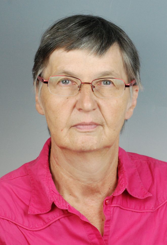 SAKÁLOVÁ, Katarína, prof. RNDr., CSc.