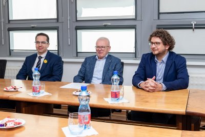 Ekonomická univerzita v Bratislave posilňuje spoluprácu so spoločnosťou Swiss Re