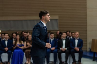 Promócie absolventov FHI 2025