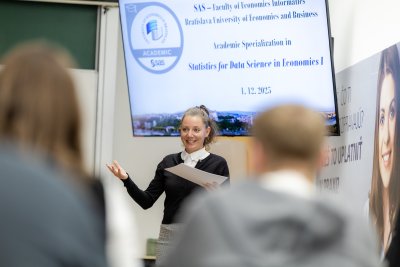 Odovzdávanie certifikátov SAS Academic Specialization 2025