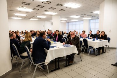 Slávnostné zasadnutie Akademickej obce FHI 2025