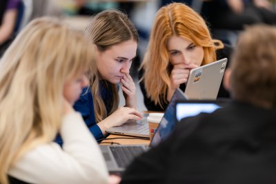 Prvý ročník Sustainable Project Management Hackatonu 2025