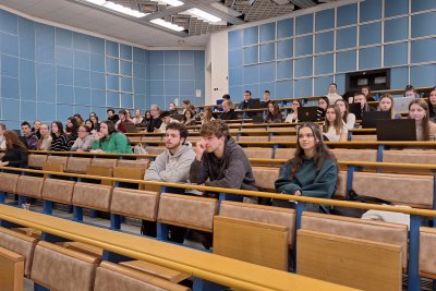 Stalo sa na FHI (zhrnutie akcií v štvrtom štvrťroku 2025)