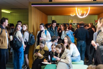 Slávnostné otvorenie oddychovej zóny Swiss Re