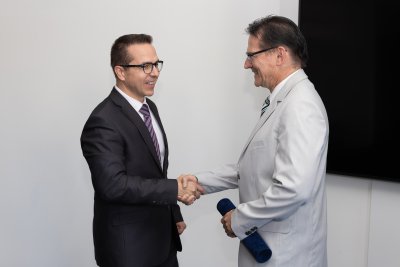 Fakulta hospodárskej informatiky má nového docenta