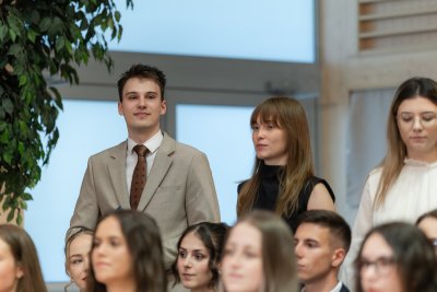 Slávnostné promócie absolventov Fakulty hospodárskej informatiky EU v Bratislave 2026