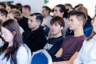 LEAN v praxi: Na FHI sme spoznali príbeh kontinuálneho zlepšovania v Tatra banke