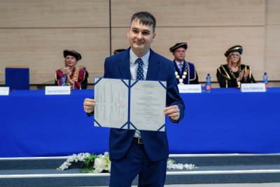 Promócie absolventov doktorandského štúdia na FHI 2026